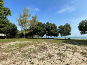 9pax GFloor 2R2B Doorstep To Beach, FREE BBQ Set, Wifi, 50